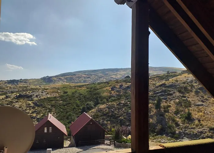 Refugio Trilhos E Cumes מלון קוביליה
